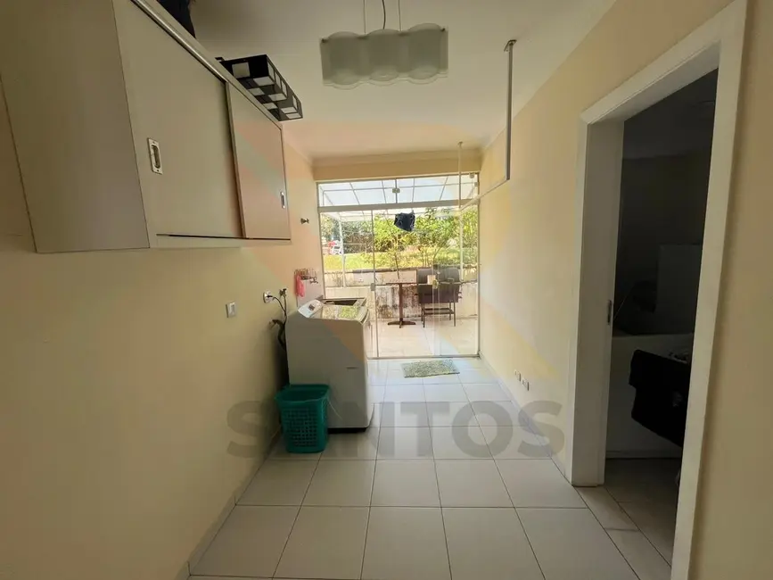 Foto 3 de Casa de Condomínio com 4 quartos à venda em Jardim Imperial Hills III, Aruja - SP