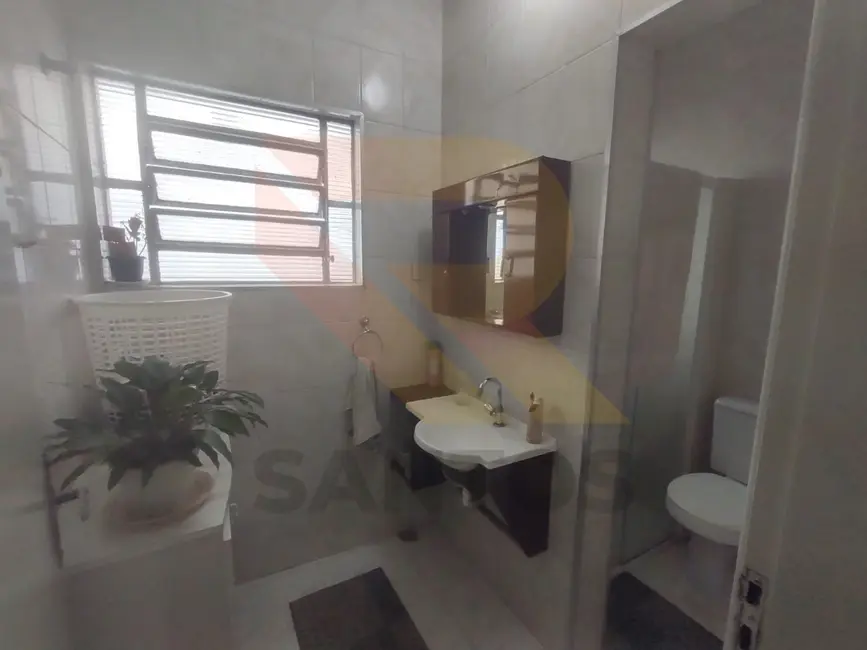Foto 3 de Casa com 3 quartos à venda, 168m2 em Vila Riman, Aruja - SP