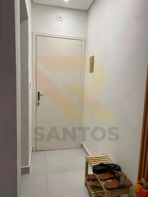 Apartamento com 2 quartos para alugar, 54m2 em Jordanópolis, Aruja - SP - imagem 2 Foto 2 de Apartamento com 2 quartos para alugar, 54m2 em Jordanópolis, Aruja - SP
