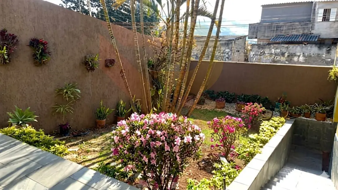 Foto 6 de Casa com 3 quartos à venda, 223m2 em Mirante do Arujá, Aruja - SP