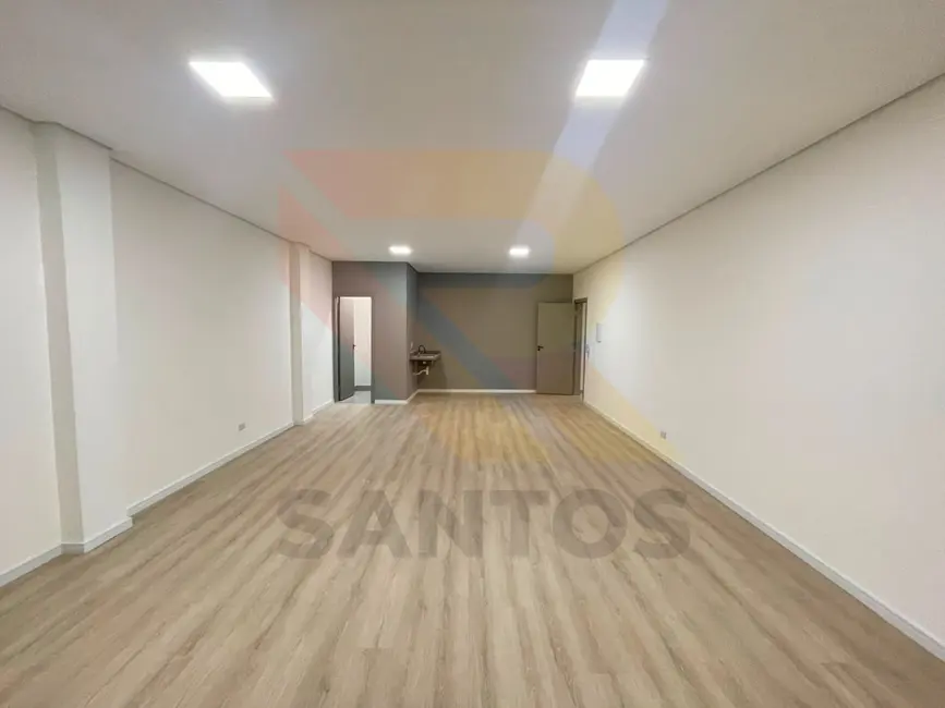 Sala Comercial para alugar, 40m2 em Jardim Rincão, Aruja - SP - imagem 1 Foto 1 de Sala Comercial para alugar, 40m2 em Jardim Rincão, Aruja - SP