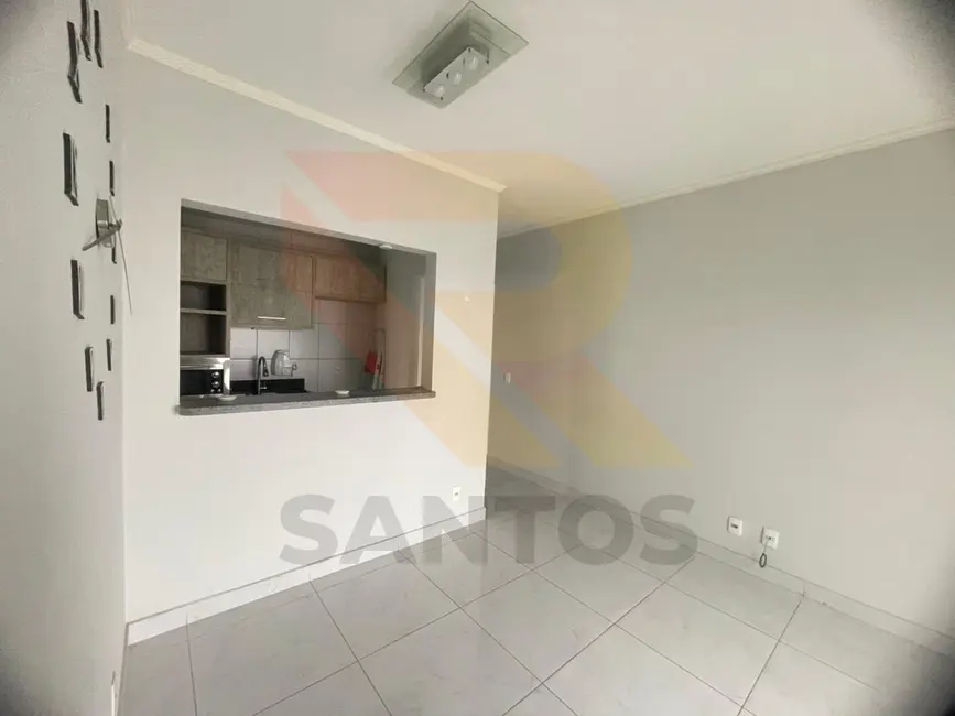 Apartamento com 3 quartos para alugar, 42m2 em Jordanópolis, Aruja - SP - imagem 5 Foto 5 de Apartamento com 3 quartos para alugar, 42m2 em Jordanópolis, Aruja - SP