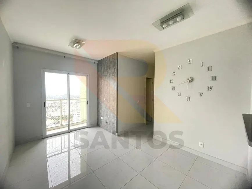 Apartamento com 3 quartos para alugar, 42m2 em Jordanópolis, Aruja - SP - imagem 3 Foto 3 de Apartamento com 3 quartos para alugar, 42m2 em Jordanópolis, Aruja - SP