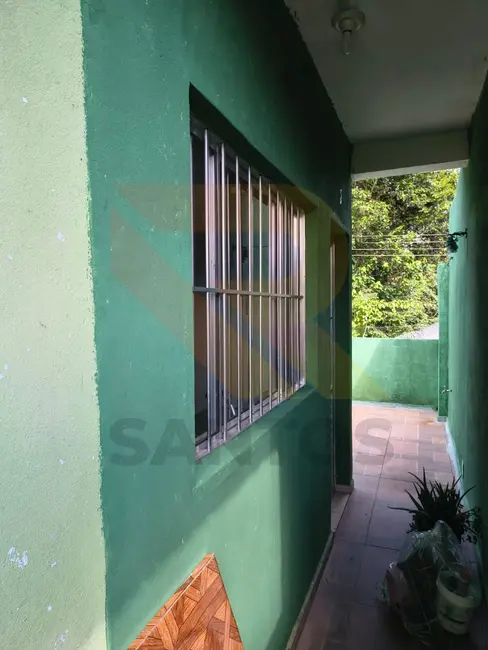Casa com 4 quartos à venda, 130m2 em Sítio dos Fernandes, Aruja - SP - imagem 3 Foto 3 de Casa com 4 quartos à venda, 130m2 em Sítio dos Fernandes, Aruja - SP