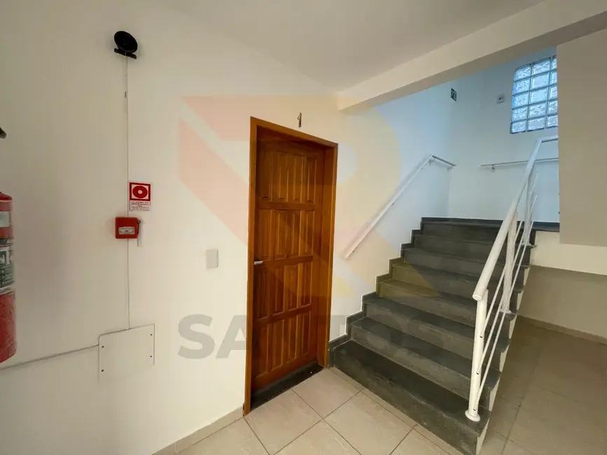 Apartamento com 2 quartos para alugar, 55m2 em Barbosas, Aruja - SP - imagem 8 Foto 8 de Apartamento com 2 quartos para alugar, 55m2 em Barbosas, Aruja - SP