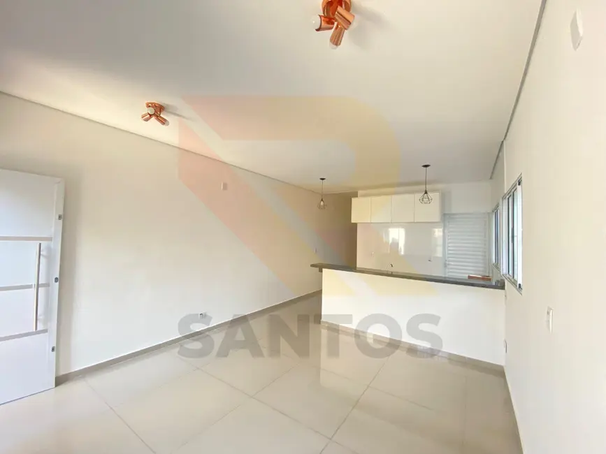 Casa com 3 quartos para alugar, 135m2 em Cidade Nova Arujá, Aruja - SP - imagem 3 Foto 3 de Casa com 3 quartos para alugar, 135m2 em Cidade Nova Arujá, Aruja - SP