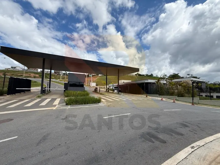 Foto 1 de Terreno / Lote à venda, 301m2 em Centro, Aruja - SP