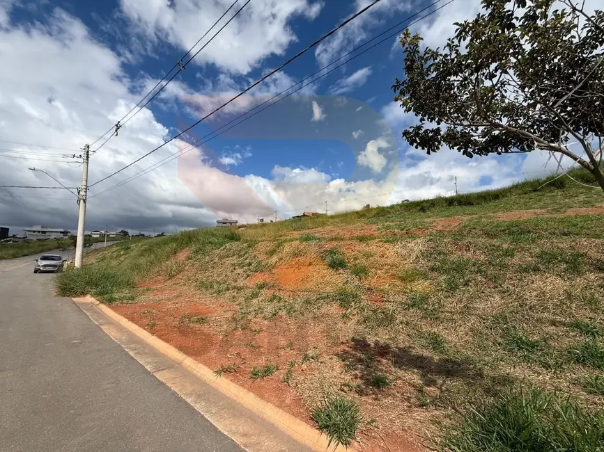 Foto 4 de Terreno / Lote à venda, 301m2 em Centro, Aruja - SP