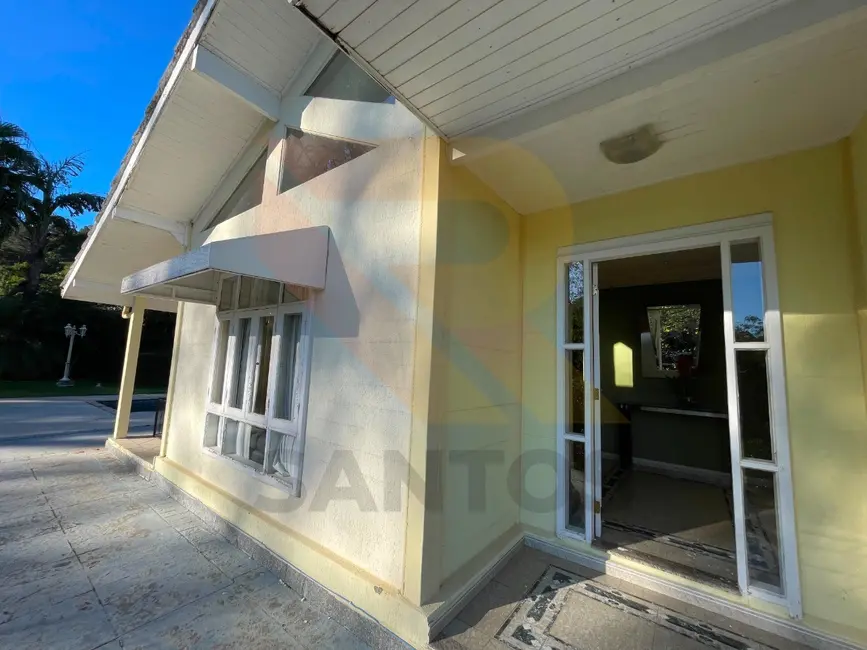 Casa de Condomínio com 3 quartos para alugar, 150m2 em Novo Horizonte Hills I e II, Aruja - SP - imagem 8 Foto 8 de Casa de Condomínio com 3 quartos para alugar, 150m2 em Novo Horizonte Hills I e II, Aruja - SP