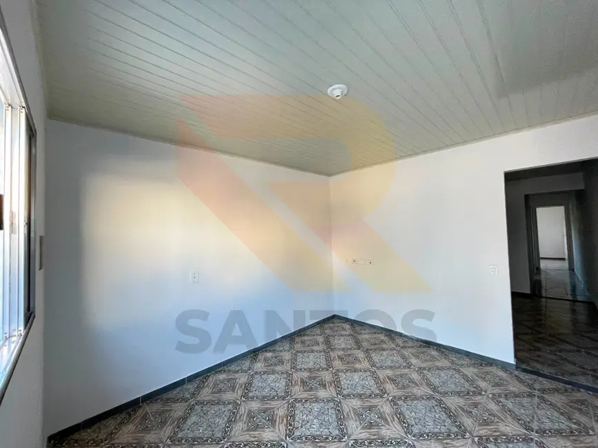 Casa com 2 quartos para alugar, 125m2 em Jardim Fazenda Rincão, Aruja - SP - imagem 8 Foto 8 de Casa com 2 quartos para alugar, 125m2 em Jardim Fazenda Rincão, Aruja - SP