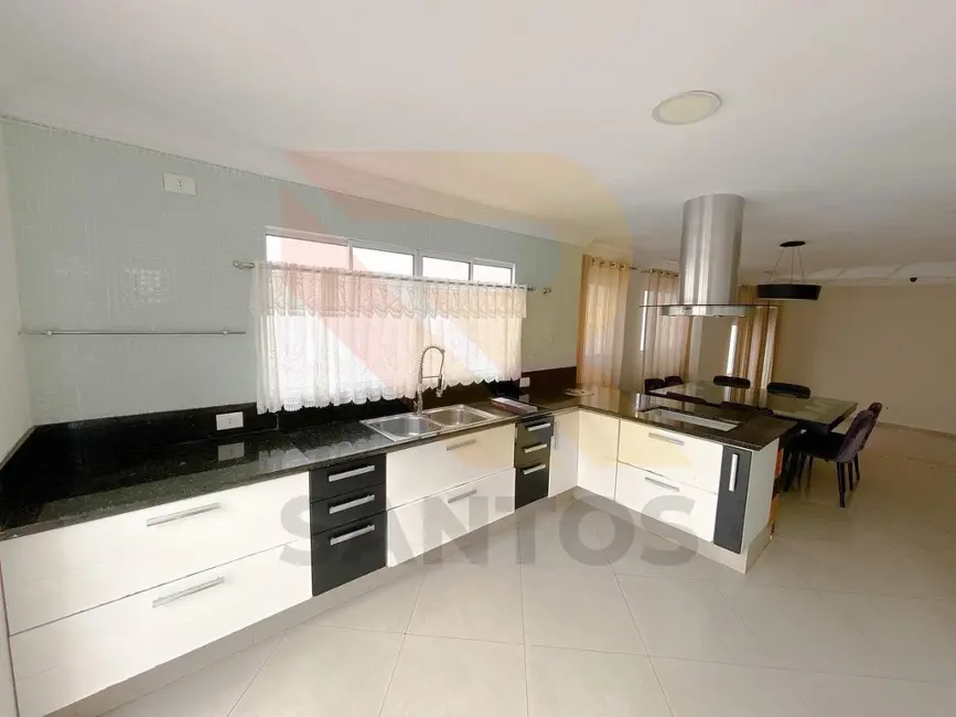 Casa com 4 quartos à venda, 348m2 em Vila Vitória, Mogi Das Cruzes - SP - imagem 2 Foto 2 de Casa com 4 quartos à venda, 348m2 em Vila Vitória, Mogi Das Cruzes - SP