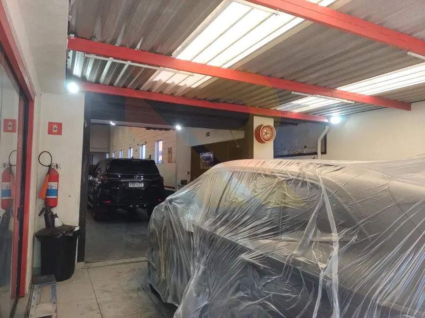Foto 2 de Armazém / Galpão à venda, 640m2 em Jordanópolis, Aruja - SP