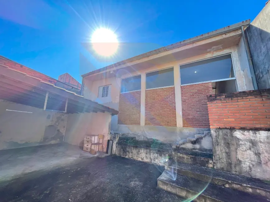 Casa com 3 quartos para alugar, 125m2 em Mirante do Arujá, Aruja - SP - imagem 7 Foto 7 de Casa com 3 quartos para alugar, 125m2 em Mirante do Arujá, Aruja - SP