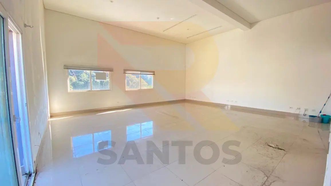 Sala Comercial para alugar, 90m2 em Arujá Country Club, Aruja - SP - imagem 3 Foto 3 de Sala Comercial para alugar, 90m2 em Arujá Country Club, Aruja - SP