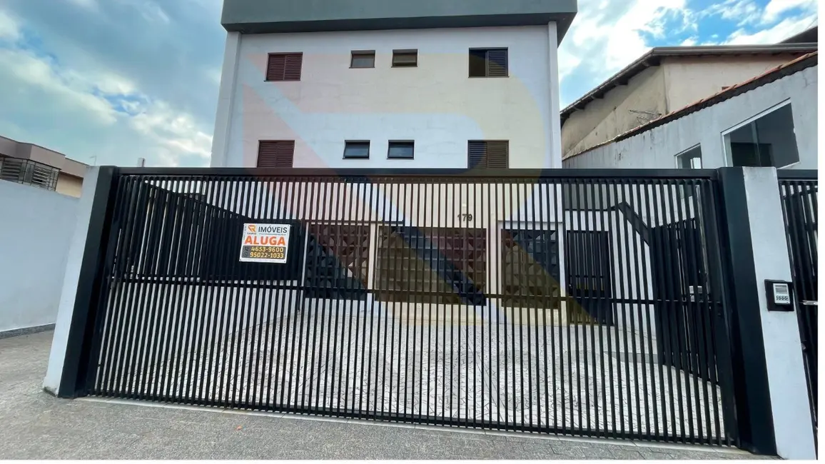 Foto 2 de Apartamento com 1 quarto para alugar, 30m2 em Arujá Center Ville, Aruja - SP
