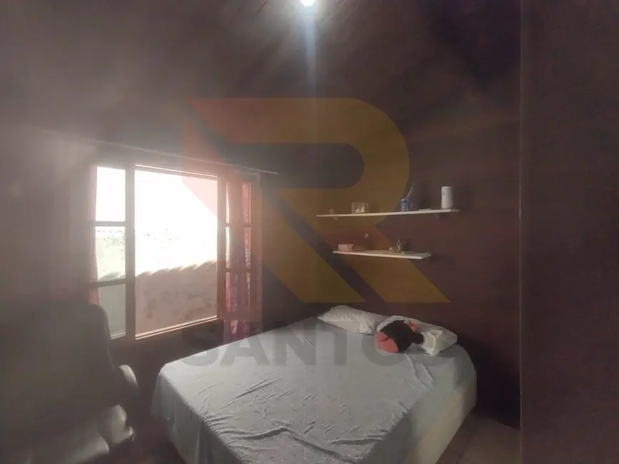 Casa com 2 quartos à venda, 323m2 em Chácara São José, Aruja - SP - imagem 2 Foto 2 de Casa com 2 quartos à venda, 323m2 em Chácara São José, Aruja - SP