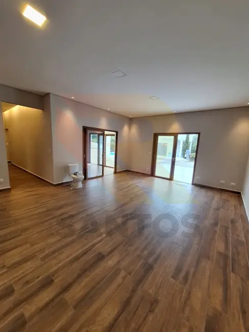 Foto 8 de Chácara com 3 quartos à venda, 3800m2 em Canjicas, Aruja - SP