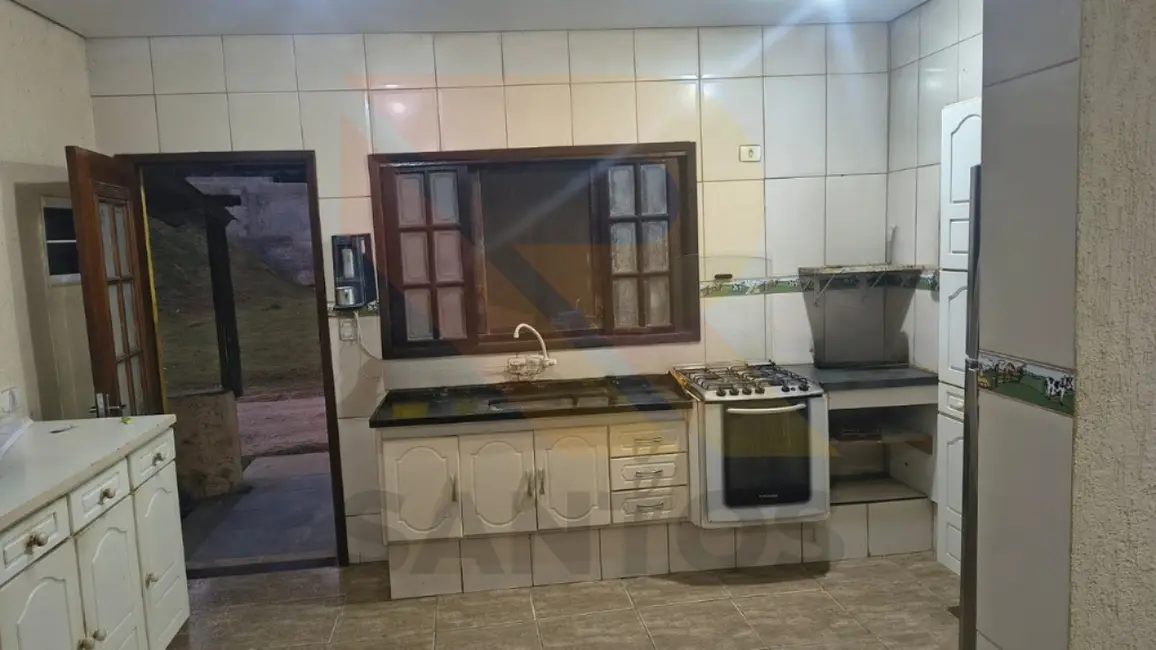 Foto 7 de Casa com 2 quartos à venda, 881m2 em Caputera, Aruja - SP