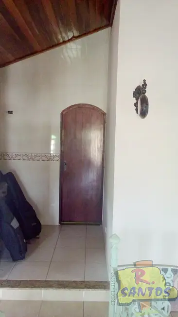 Foto 3 de Chácara com 3 quartos à venda, 529m2 em Jardim Arujá, Aruja - SP