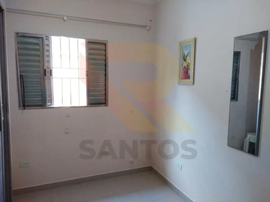Casa com 2 quartos à venda, 10m2 em Jardim Jóia, Aruja - SP - imagem 9 Foto 9 de Casa com 2 quartos à venda, 10m2 em Jardim Jóia, Aruja - SP