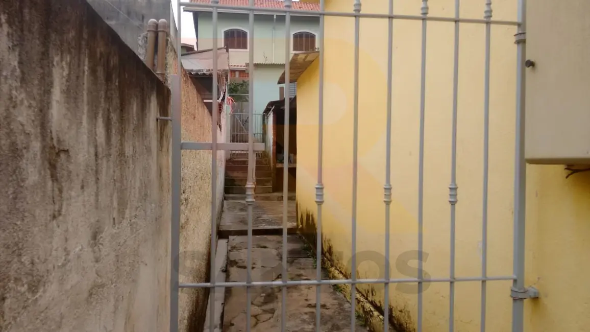 Foto 3 de Casa com 2 quartos à venda, 120m2 em Arujamérica, Aruja - SP