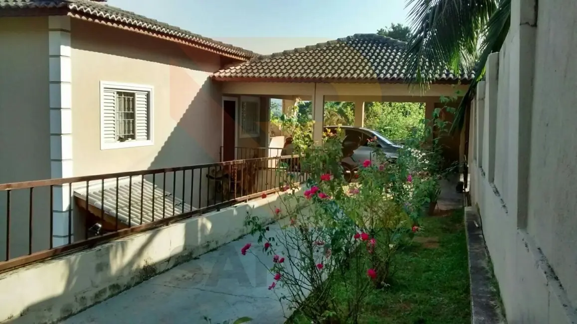 Foto 3 de Casa com 3 quartos à venda em Aruja - SP