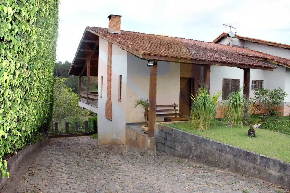 Foto 3 de Chácara com 2 quartos à venda, 584m2 em Santa Isabel - SP