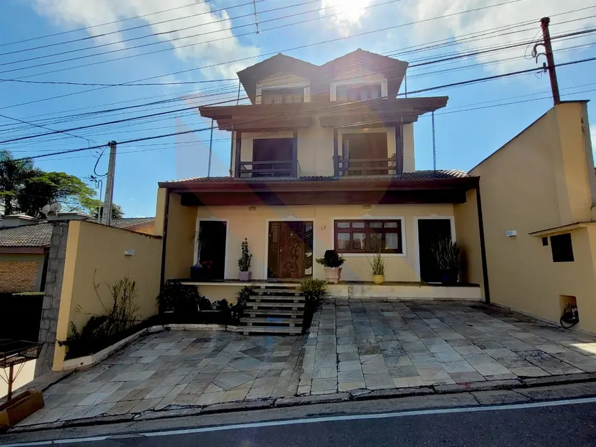 Foto 1 de Casa de Condomínio com 3 quartos à venda, 315m2 em Caputera, Aruja - SP