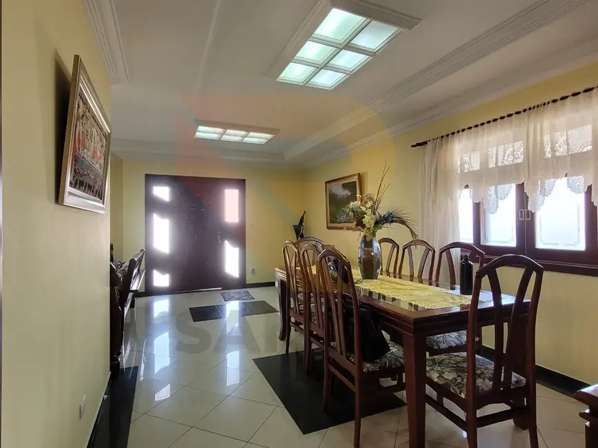 Foto 4 de Casa de Condomínio com 3 quartos à venda, 315m2 em Caputera, Aruja - SP