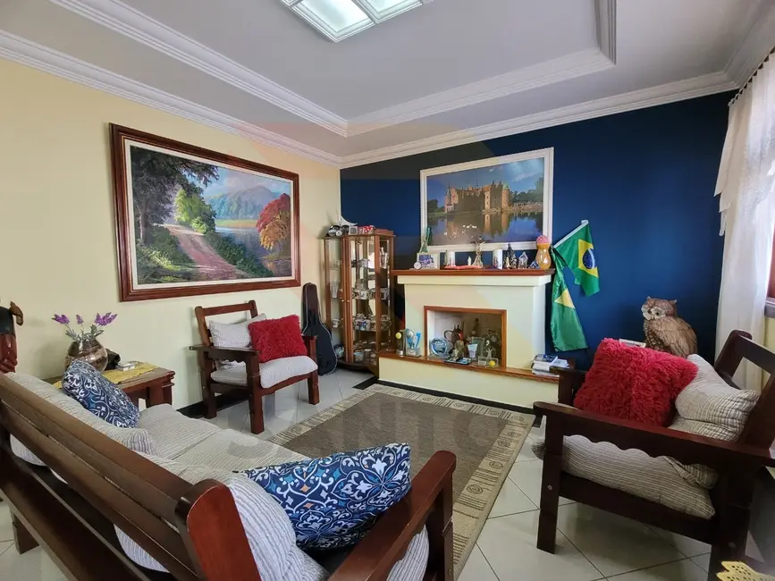 Foto 3 de Casa de Condomínio com 3 quartos à venda, 315m2 em Caputera, Aruja - SP