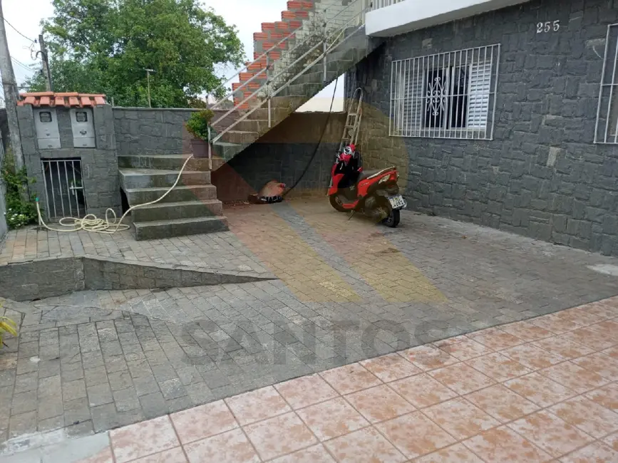 Foto 4 de Casa com 3 quartos à venda, 200m2 em Vila Riman, Aruja - SP