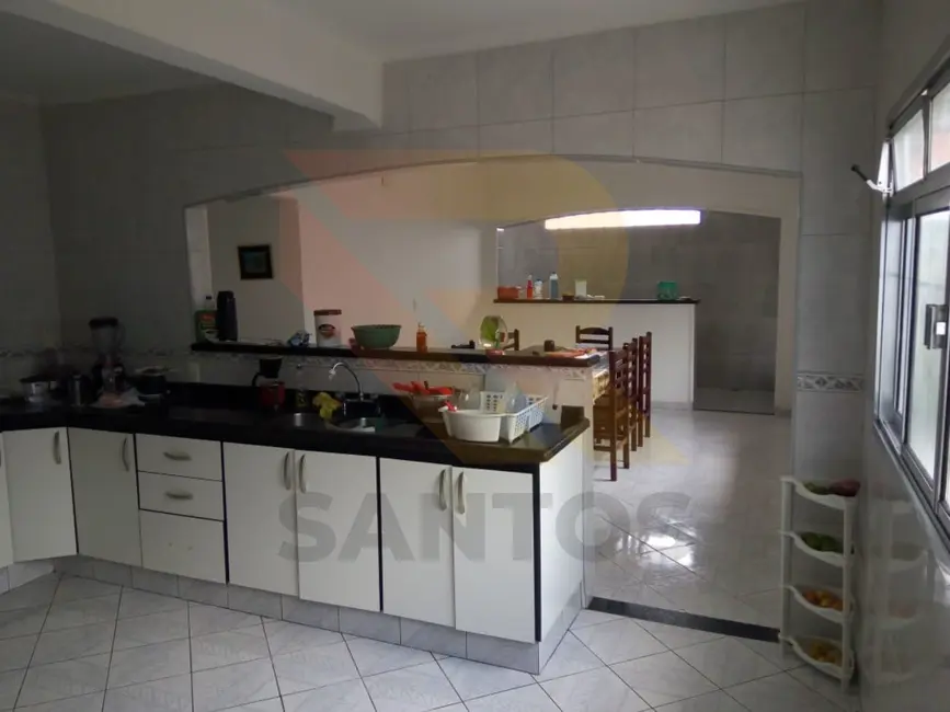 Foto 5 de Casa com 2 quartos à venda, 150m2 em Parque Rodrigo Barreto, Aruja - SP