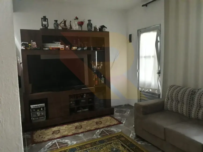 Foto 2 de Casa com 3 quartos à venda, 100m2 em Aruja - SP