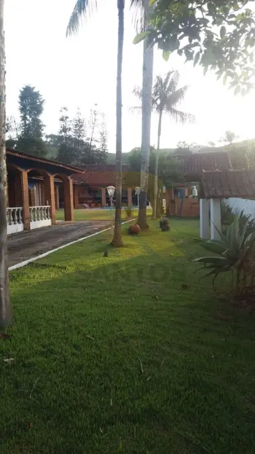 Foto 2 de Chácara com 5 quartos à venda, 1100m2 em Santa Isabel - SP