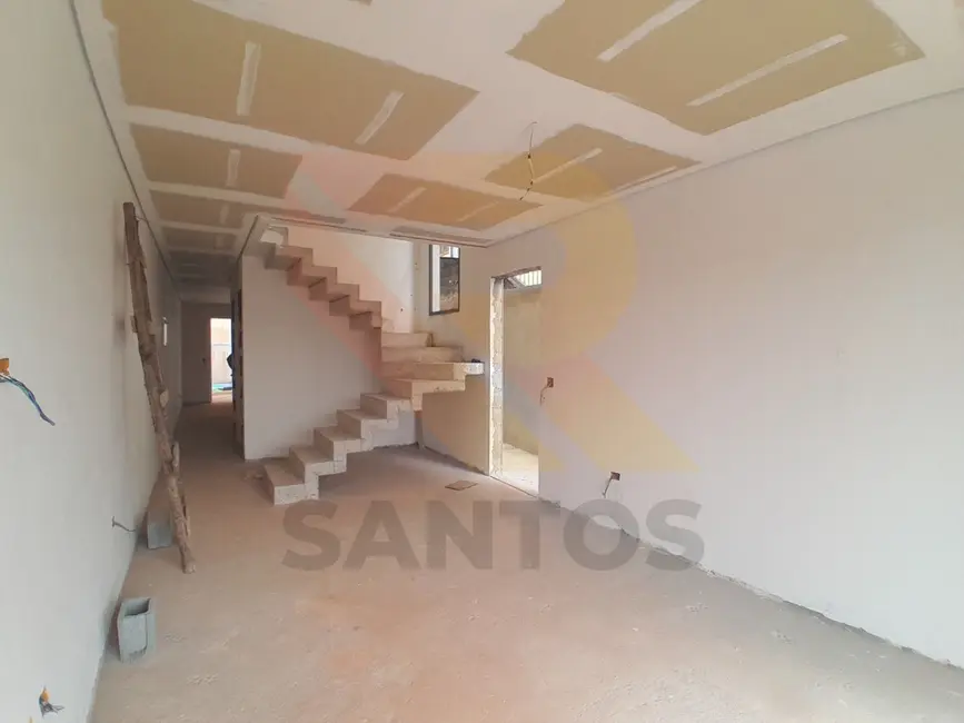 Foto 2 de Casa com 3 quartos à venda, 150m2 em Jardim Planalto, Aruja - SP