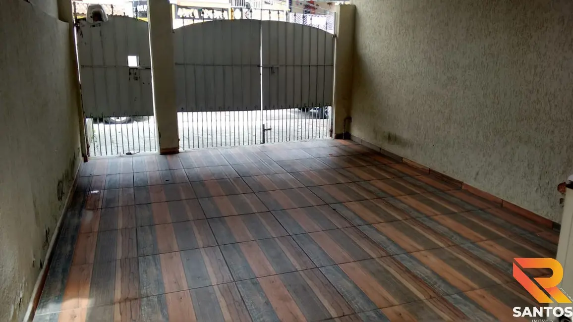 Foto 2 de Casa com 2 quartos à venda, 200m2 em Aruja - SP