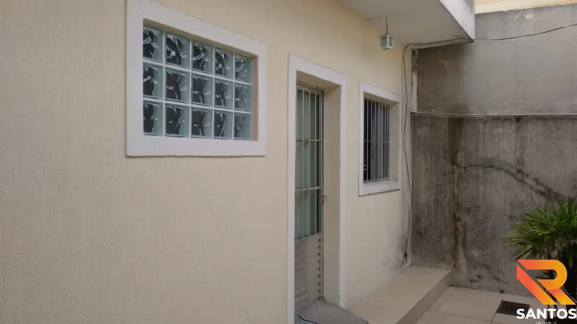 Foto 3 de Casa com 2 quartos à venda, 200m2 em Aruja - SP