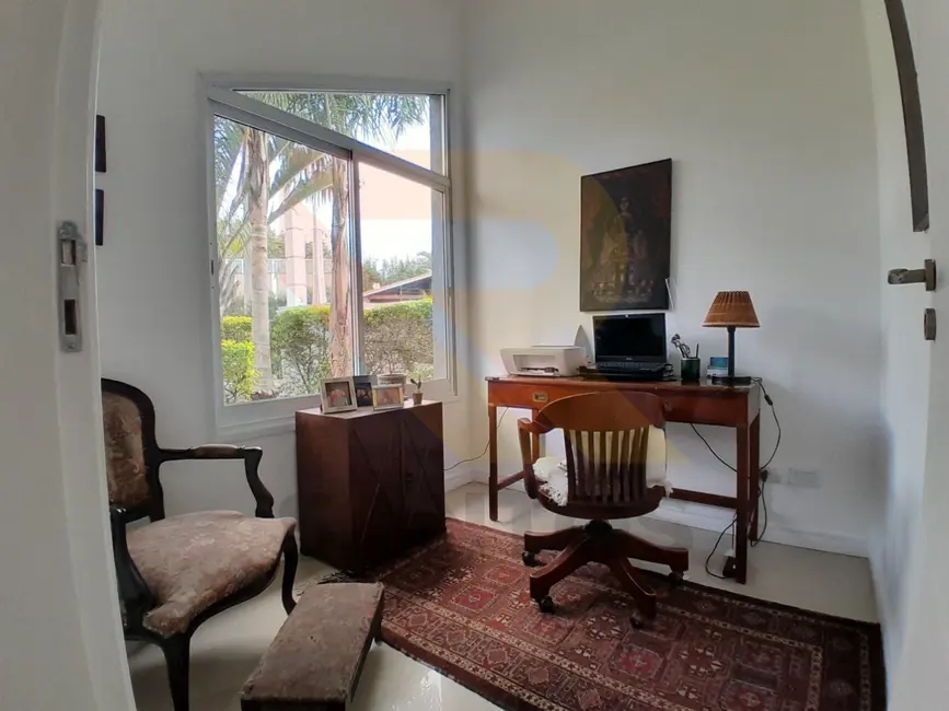 Casa de Condomínio com 4 quartos à venda, 450m2 em Aruja - SP - imagem 6 Foto 6 de Casa de Condomínio com 4 quartos à venda, 450m2 em Aruja - SP