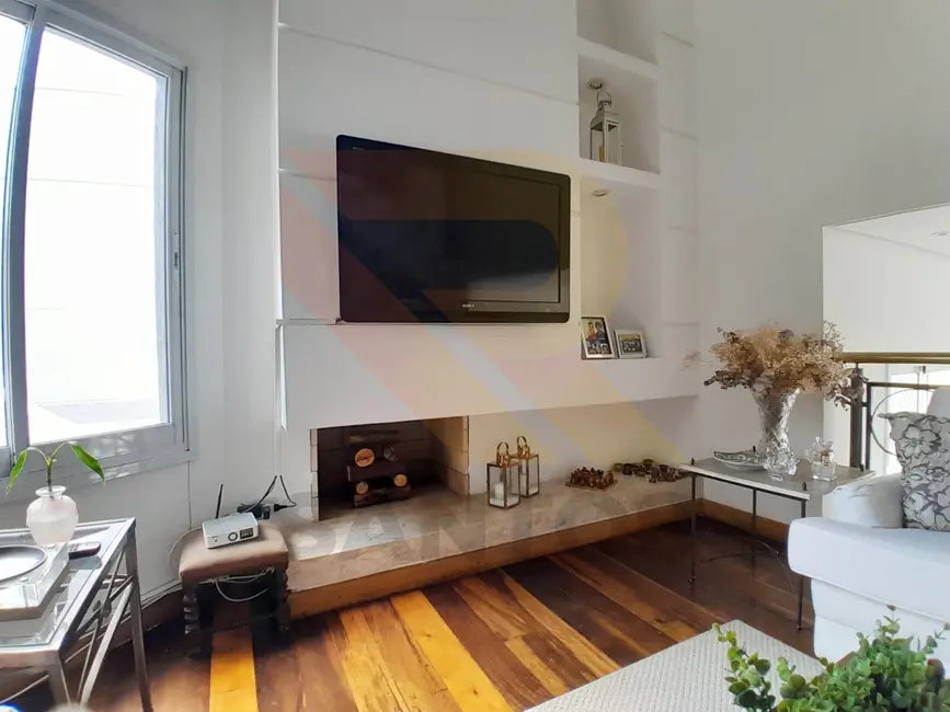 Casa de Condomínio com 4 quartos à venda, 450m2 em Aruja - SP - imagem 4 Foto 4 de Casa de Condomínio com 4 quartos à venda, 450m2 em Aruja - SP