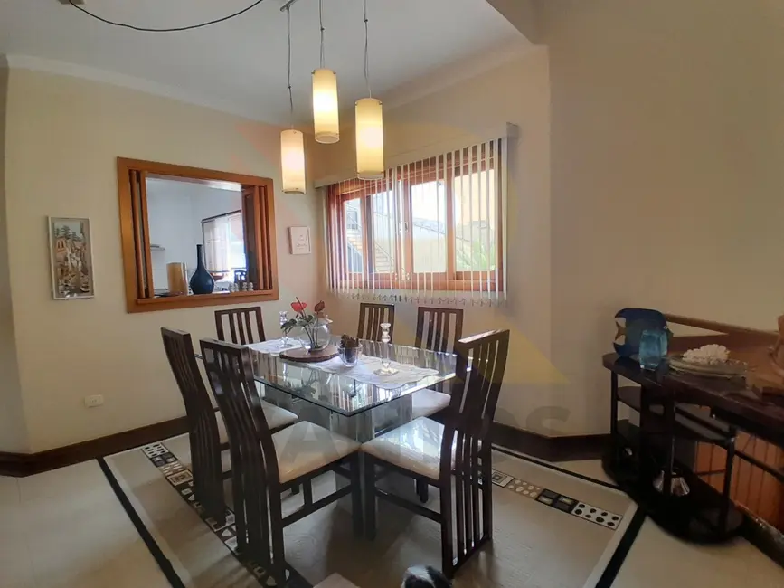 Foto 6 de Casa de Condomínio com 3 quartos à venda, 400m2 em Aruja - SP