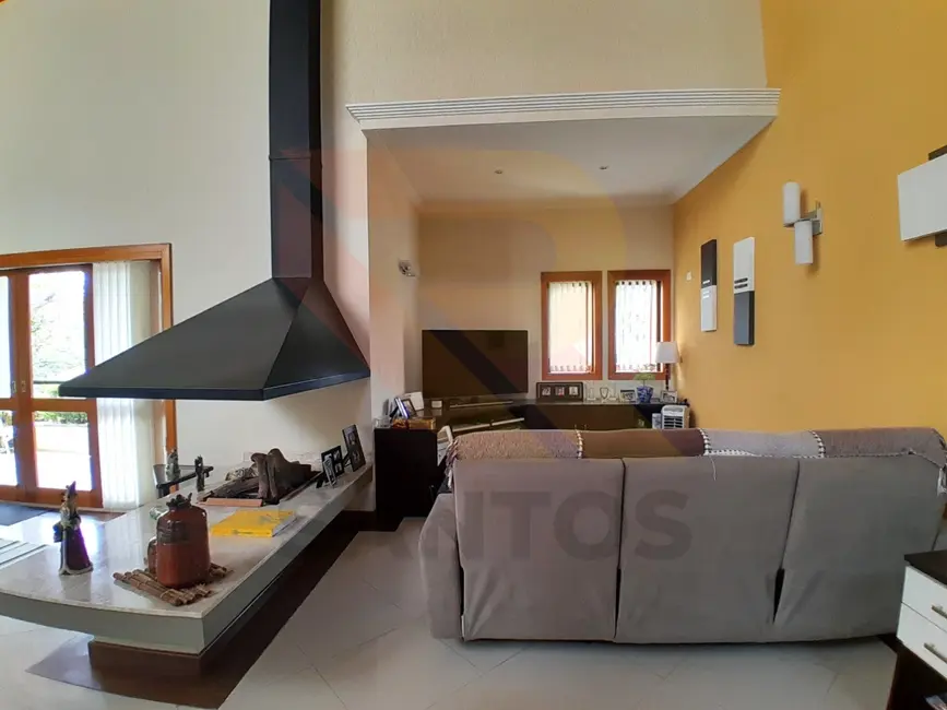 Foto 9 de Casa de Condomínio com 3 quartos à venda, 400m2 em Aruja - SP