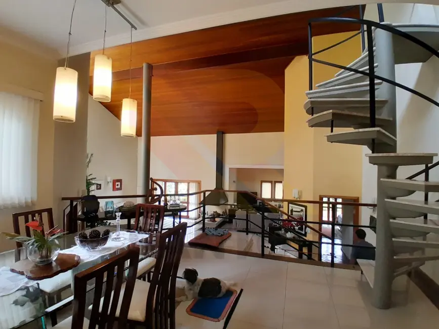 Foto 5 de Casa de Condomínio com 3 quartos à venda, 400m2 em Aruja - SP