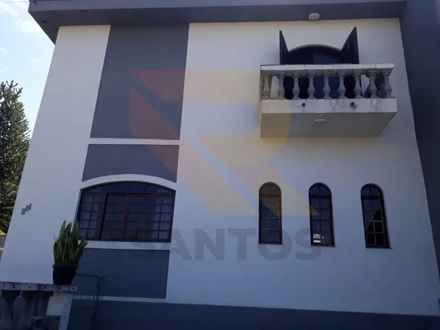 Foto 4 de Casa com 3 quartos à venda, 178m2 em Barbosas, Aruja - SP