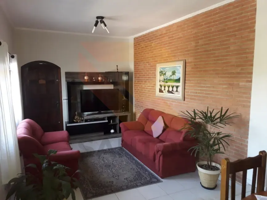 Foto 5 de Casa com 3 quartos à venda, 178m2 em Barbosas, Aruja - SP