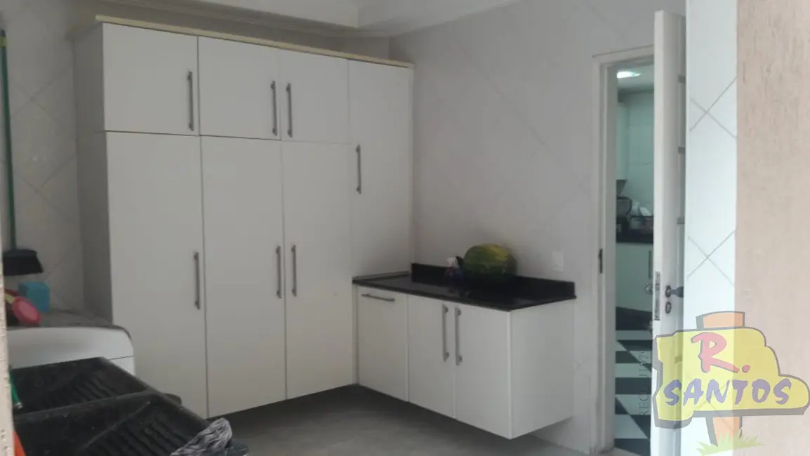 Foto 8 de Casa de Condomínio com 4 quartos à venda, 400m2 em Aruja - SP