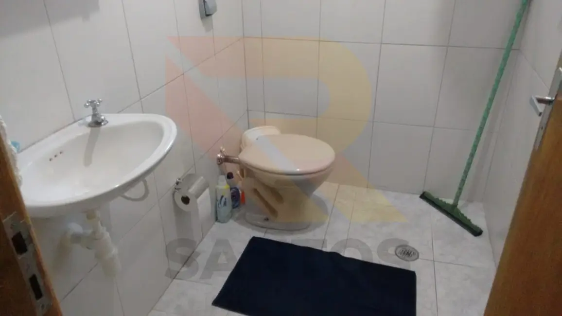 Foto 3 de Casa com 2 quartos à venda, 180m2 em Aruja - SP