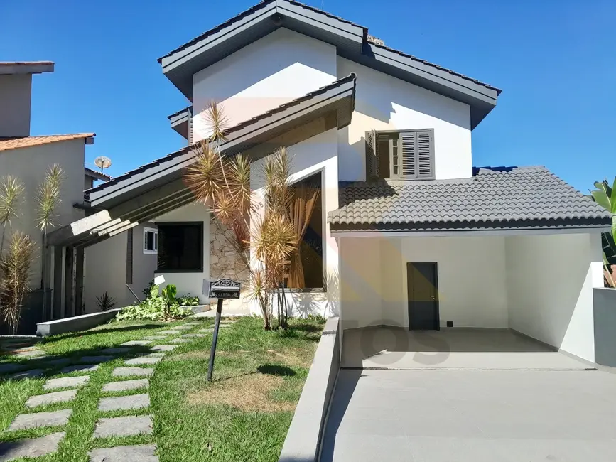 Foto 1 de Casa de Condomínio com 3 quartos à venda e para alugar, 330m2 em Aruja - SP