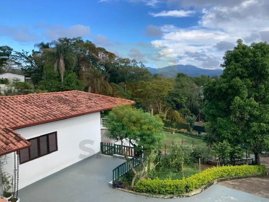 Foto 5 de Chácara com 4 quartos à venda, 340m2 em Canjicas, Aruja - SP