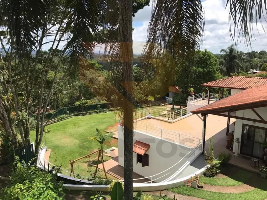 Foto 4 de Chácara com 4 quartos à venda, 340m2 em Canjicas, Aruja - SP