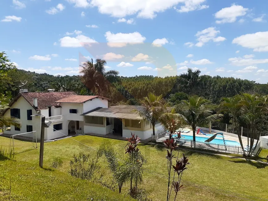 Foto 1 de Chácara com 5 quartos à venda em Aruja - SP